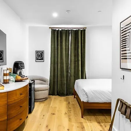 Dtwn Historic Hotel, The Phenix, Ground Floor, Room # 100